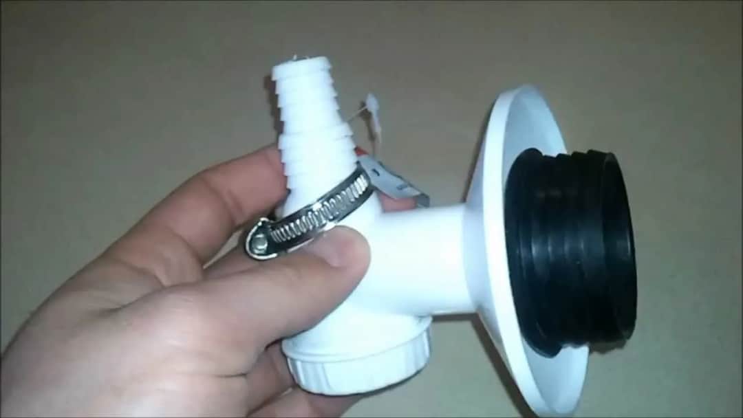 Jak podłączyć odpływ pralki do WC, aby uniknąć przecieków i zapachów