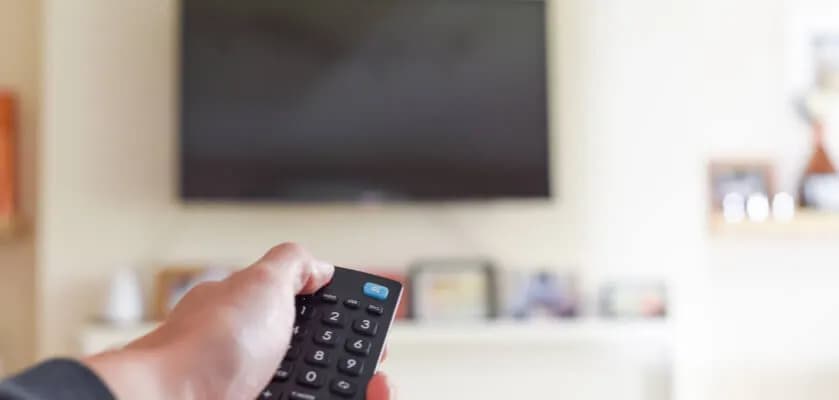 Jak włączyć zasilanie anteny w telewizorze Samsung bez problemów