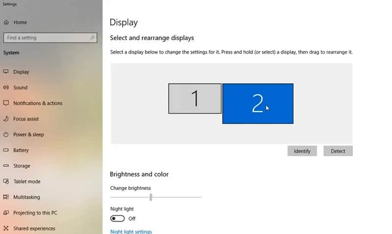Jak zrobić dwa ekrany na laptopie i monitorze bez problemów