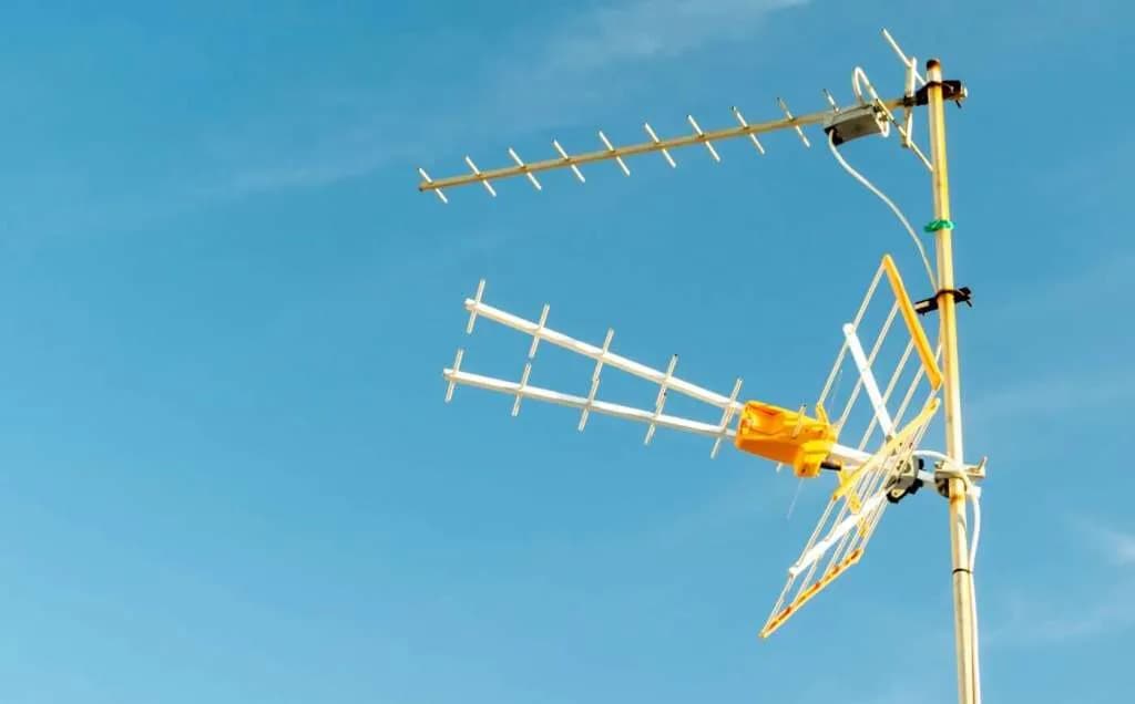 Jaką antenę wybrać do DVB-T2, aby uniknąć problemów z sygnałem?