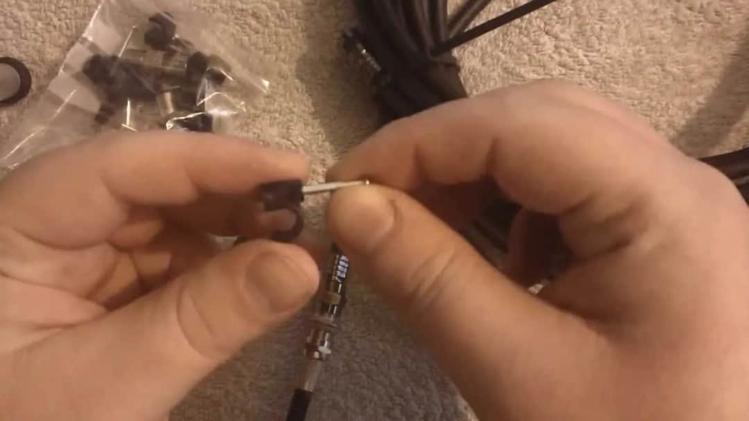 Jak podłączyć antenę do telewizora bez dekodera i cieszyć się kanałami