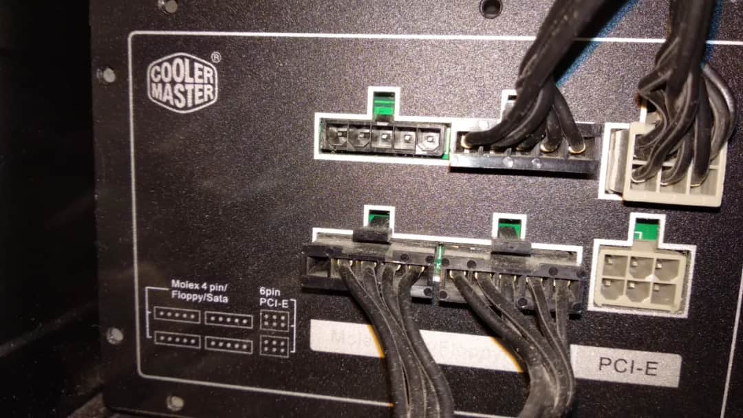 Złącze 6-pin PCIe: Jak zasilać kartę graficzną i uniknąć awarii?