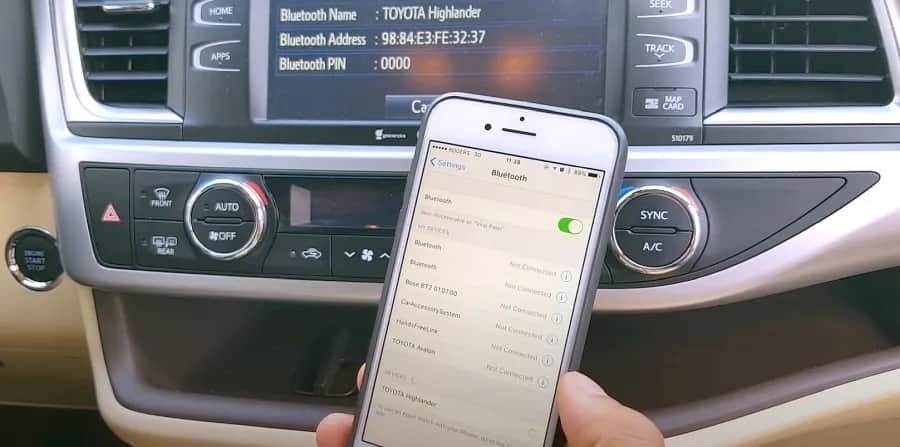 Jak włączyć bluetooth w samochodzie - proste kroki i porady